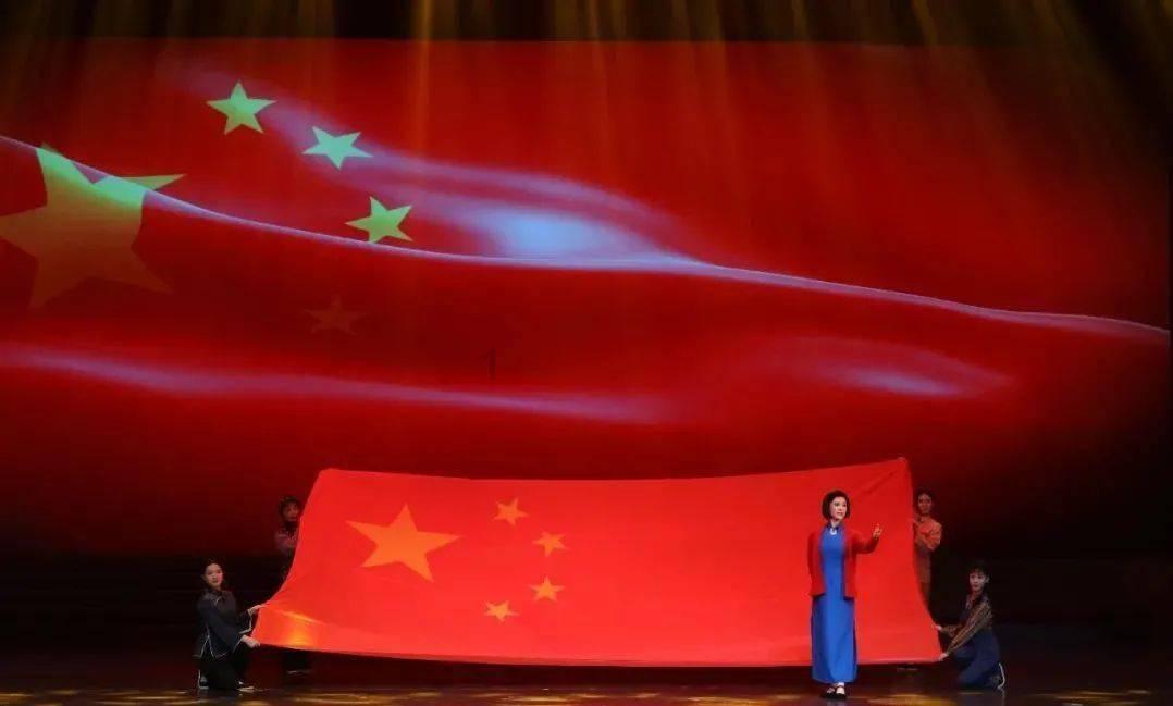 美术教师的基本角色是什么?游戏画面